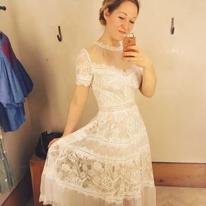 ISO this bhldn dress in a 6!